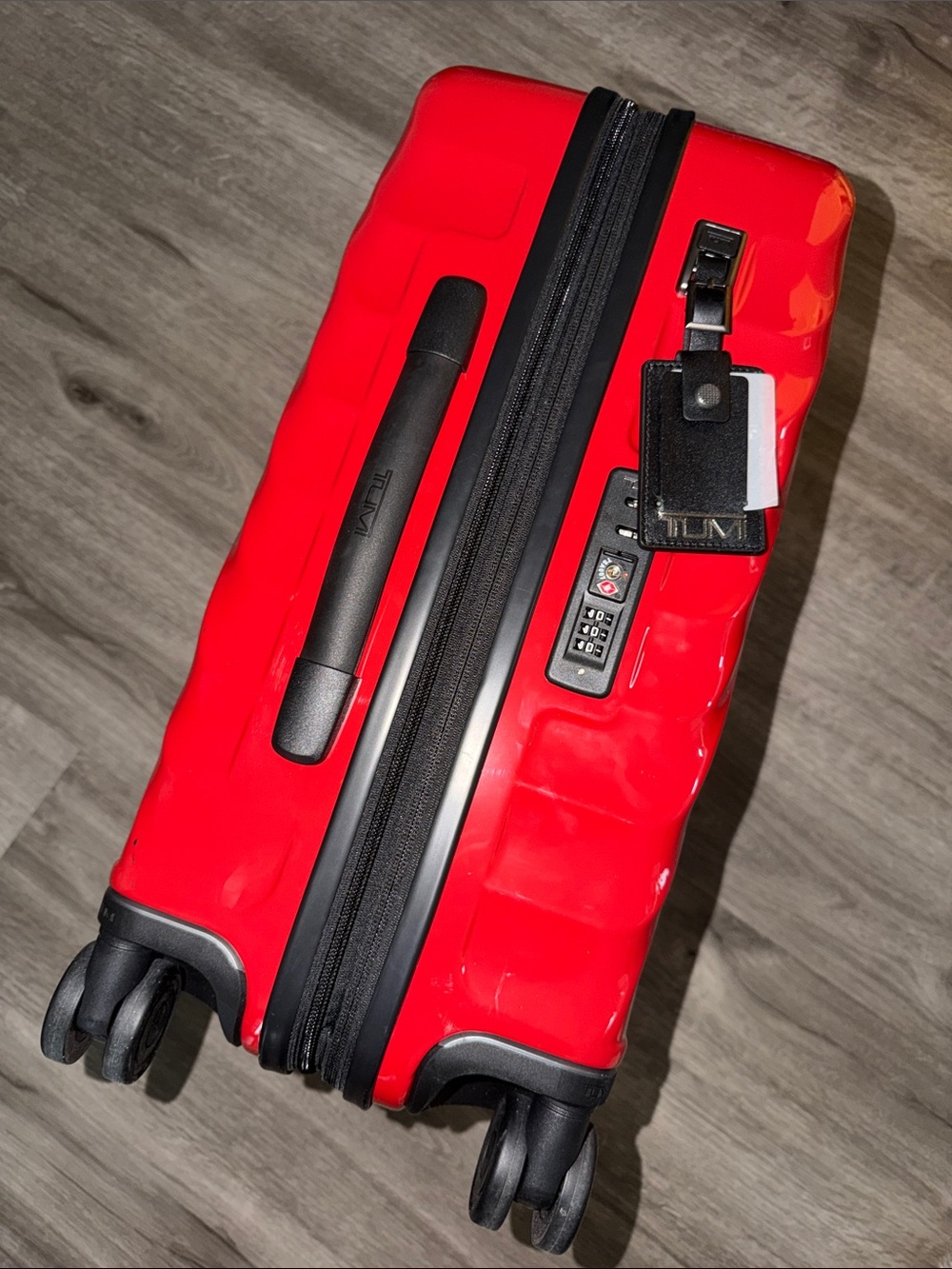 Tumi authentic International Expandable 4 Wheeled Carry-On - Picture 6 of 11
